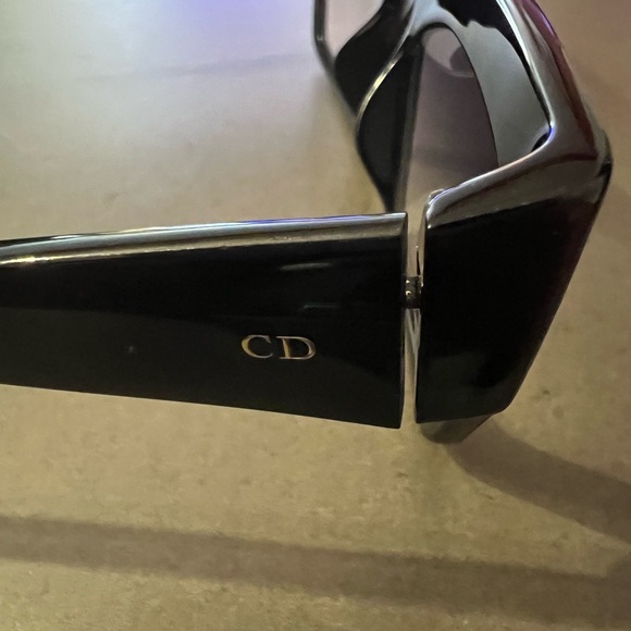 Christian Dior Sophisticated Eyewear.  Pre-owned in very good condition. - Picture 7 of 11